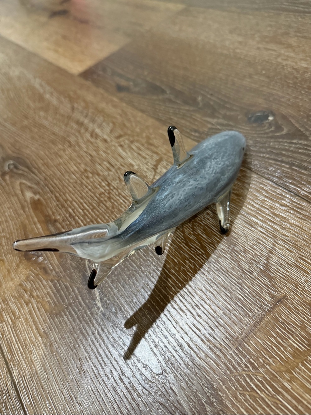 Dynasty gallery shark glass - Picture 2 of 10